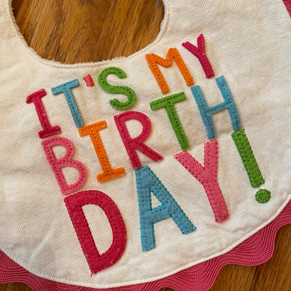 ❌SOLD❌ MudPie 1st or 2nd Birthday Party Baby Bibs Mud Pie Appliqué - Picture 3 of 5